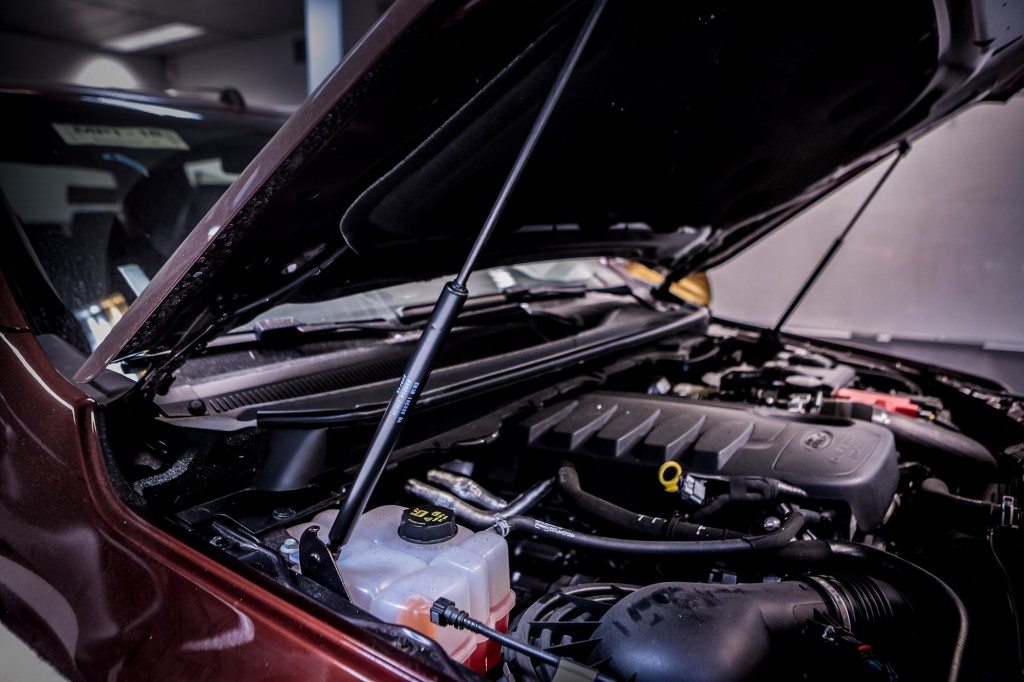 26 MOTOR COFRE ABIERTO