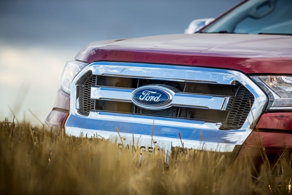 7 ROJO PARRILLA LIMPIA DETALLE ZOOM OUT